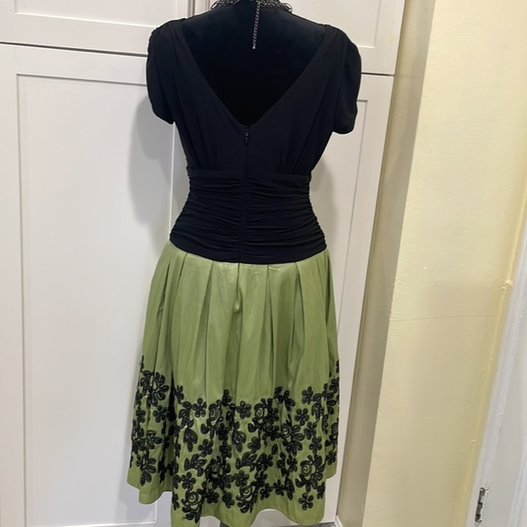 Bedazzled party dress - Picture 2 of 6